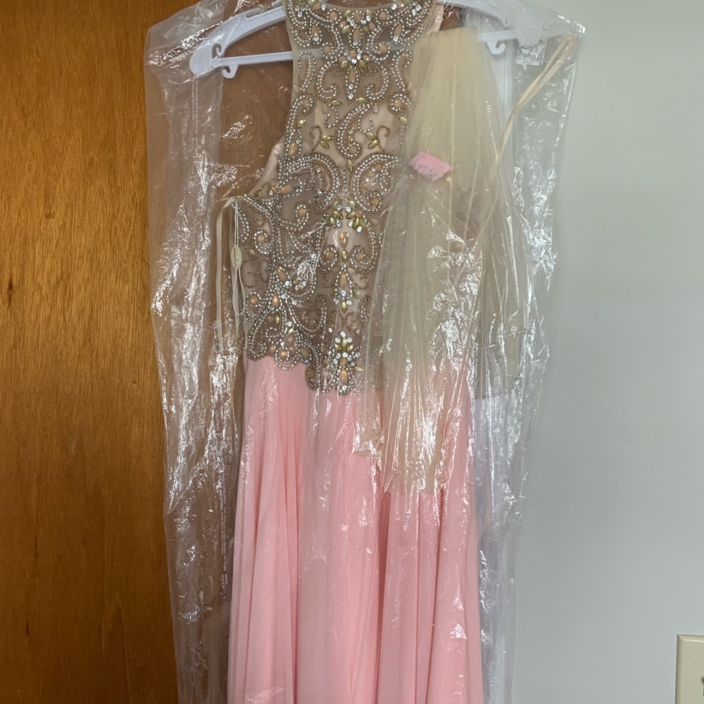 Prom Dress - Picture 5 of 6